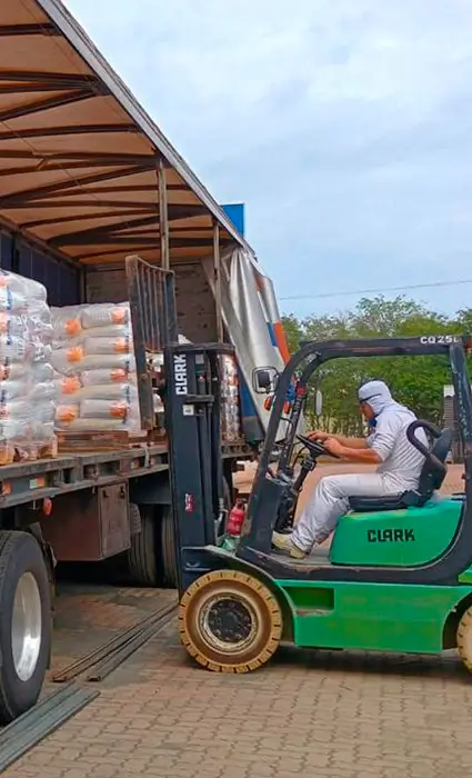Transporte de Cargas Químicas e Perigosas
